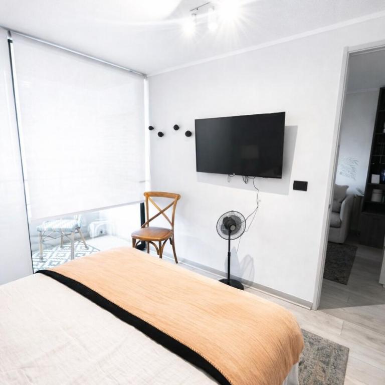 Modern and comfortable for two with great connectivity - Room #1585764701 - 13