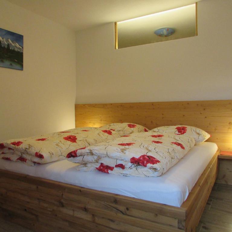 Ferienwohnungen Maderebner - Apartment "Almhütte" mit 3 Schlafzimmern - 6