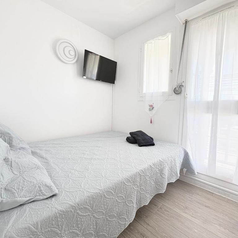 Appartement 6 pers Clim,Piscine,Parking,2 Balcons - Apartment mit 3 Schlafzimmern - 22