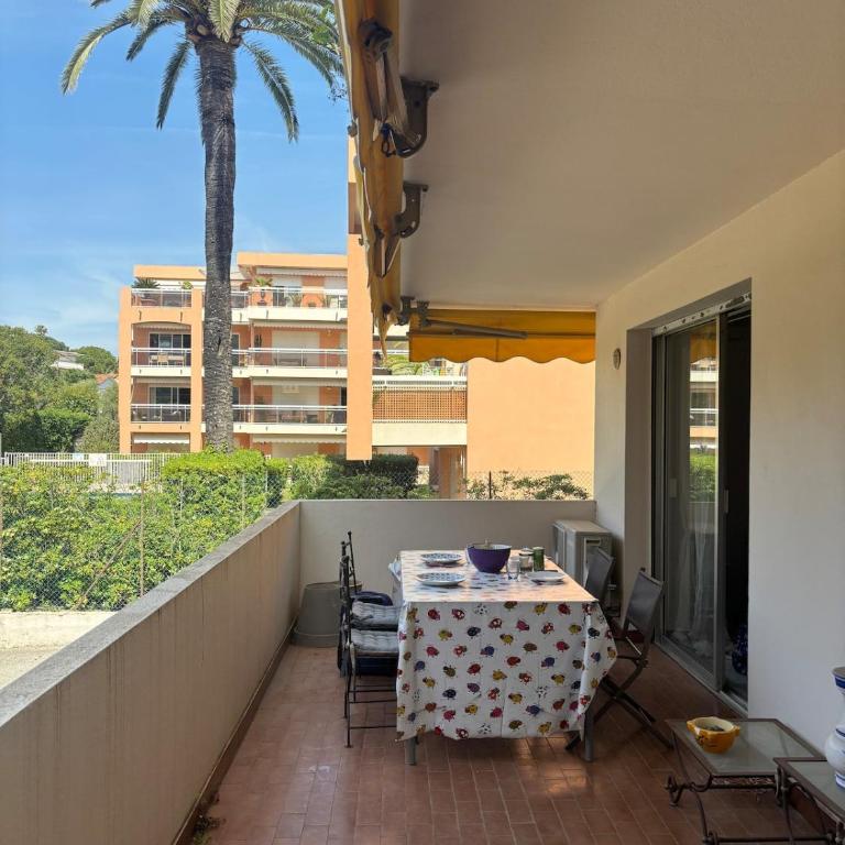 Antibes Peaceful Seaside Getaway 500 m from the Beaches - Appartement 2 Chambres - 23