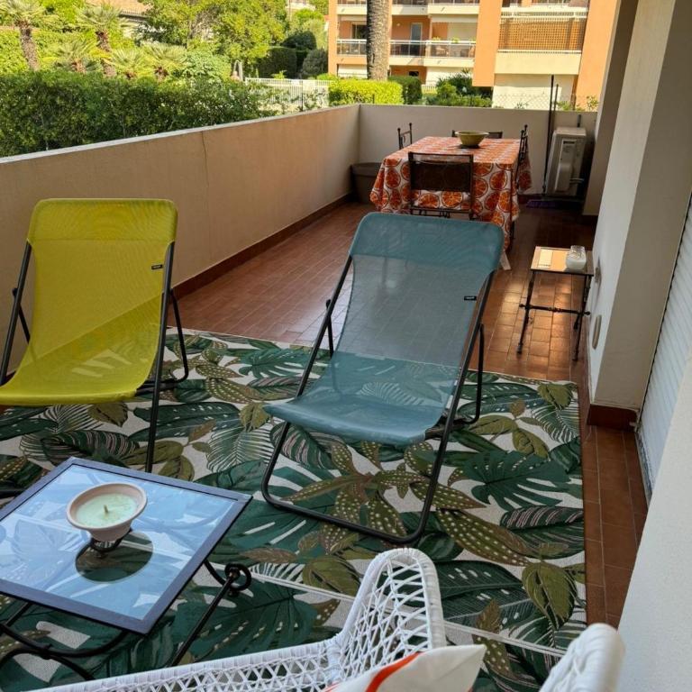 Antibes Peaceful Seaside Getaway 500 m from the Beaches - Appartement 2 Chambres - 34