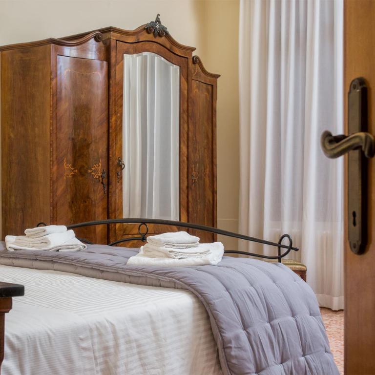 Ca'Madoneta Venice Rialto 17th Century Canal View Residence - Appartement 3 Chambres - 24