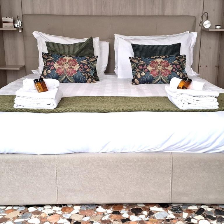 Ca'Madoneta Venice Rialto 17th Century Canal View Residence - Appartement 3 Chambres - 40