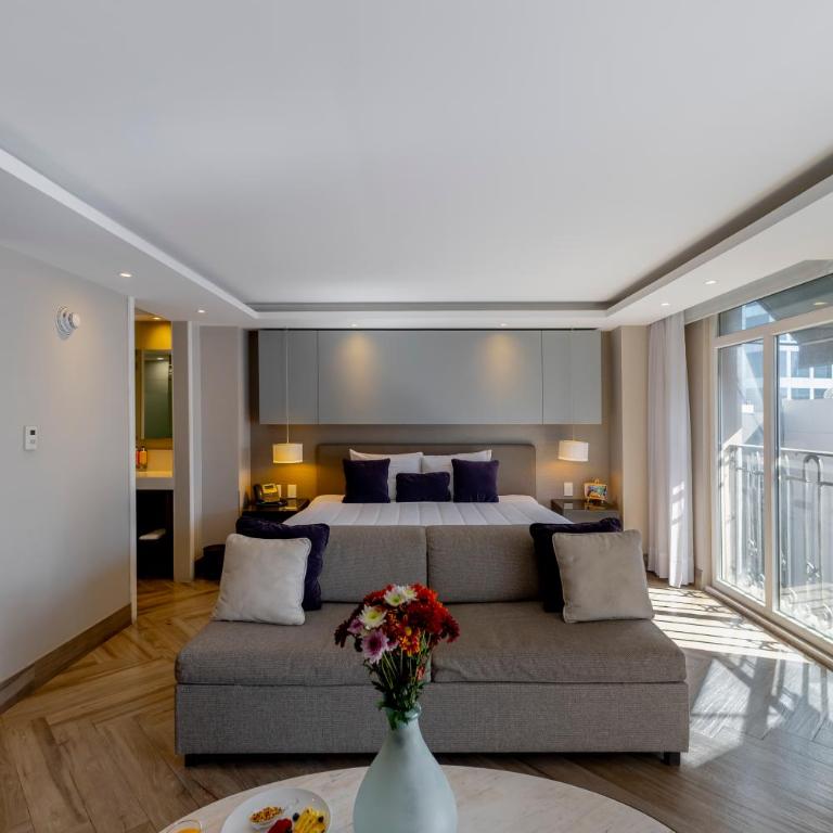 Isaaya Hotel Boutique by WTC - Deluxe 1 King - 25