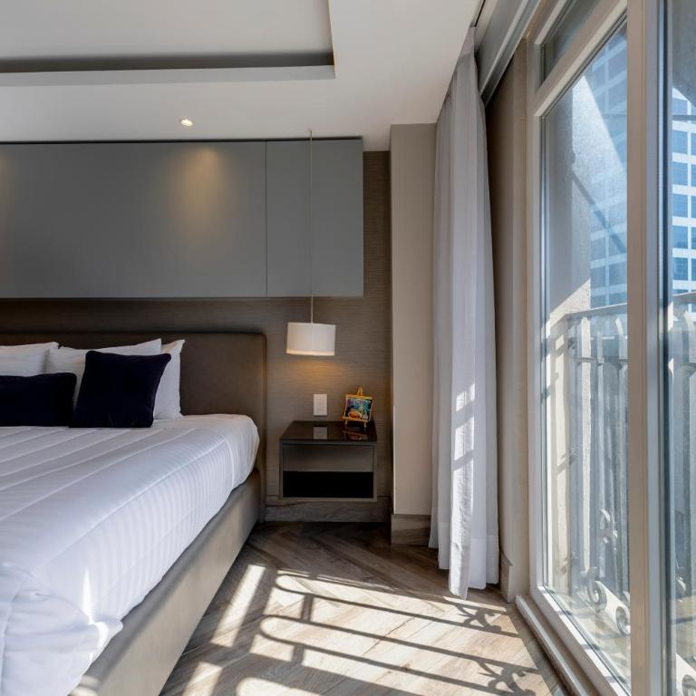 Isaaya Hotel Boutique by WTC - Deluxe 1 King - 43