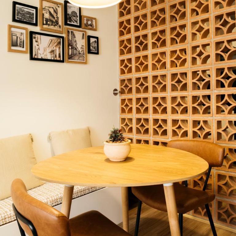 Modern Paisa Inspired Apt in Laureles - One-Bedroom Apartment - 41