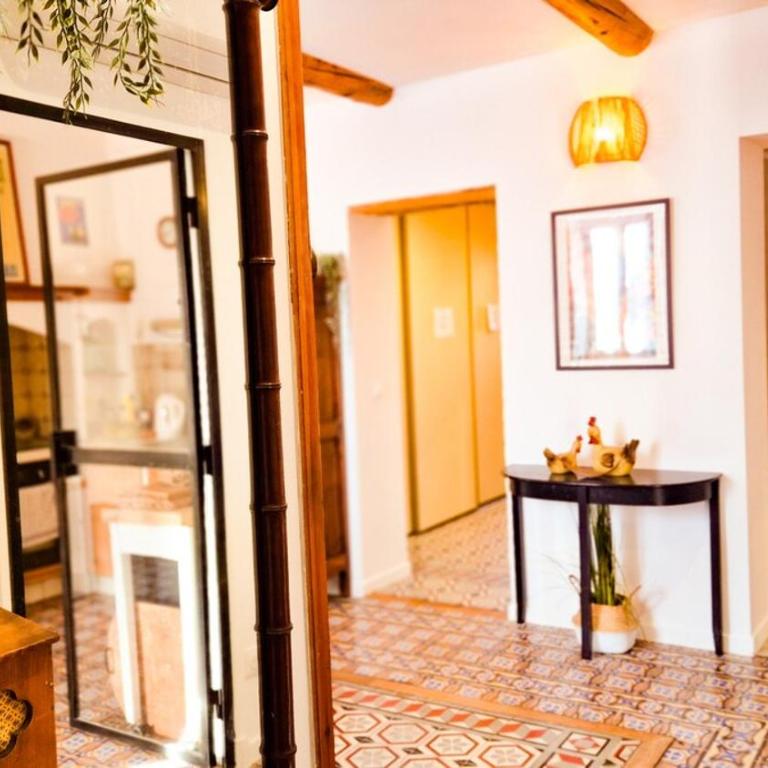 Charmante maison au calme - Piscine - Jardin - Parking - à 30min de Nice - Appartamento - 18