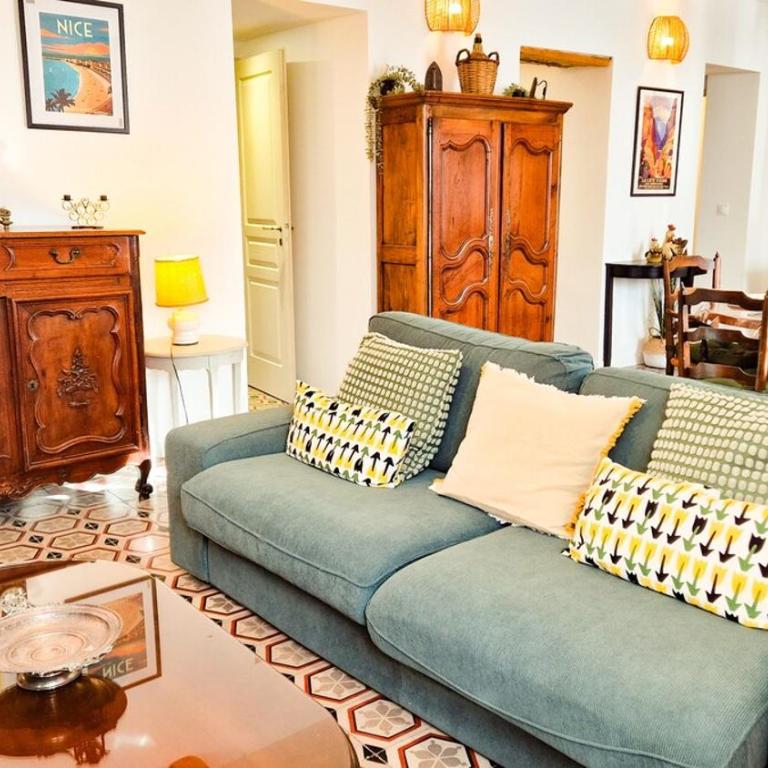 Charmante maison au calme - Piscine - Jardin - Parking - à 30min de Nice - Appartamento - 5