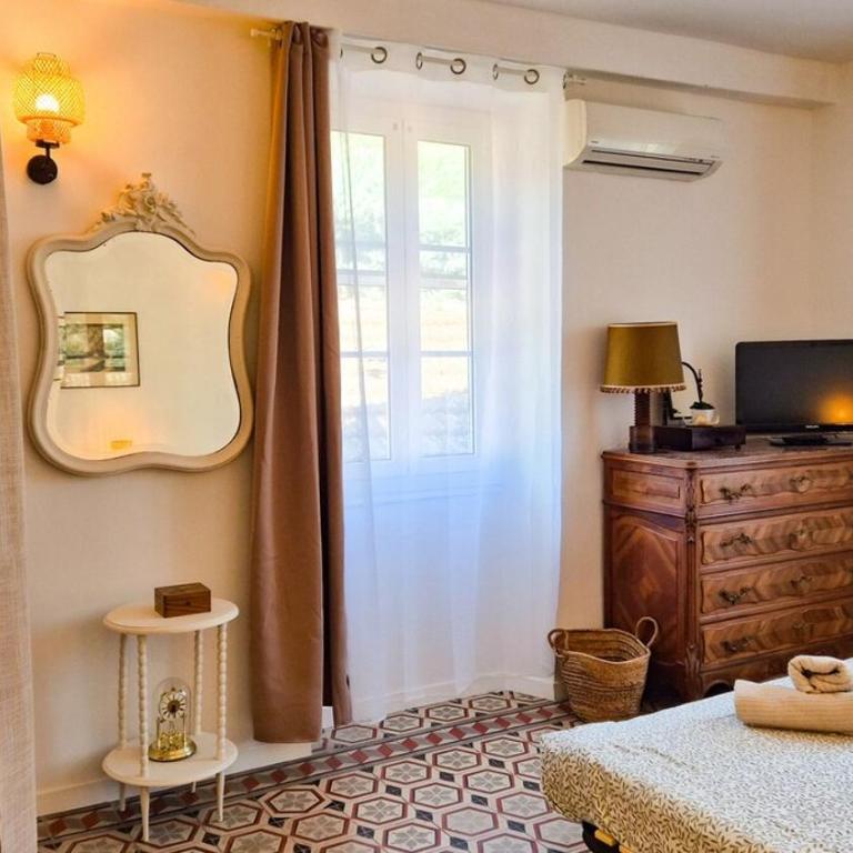 Charmante maison au calme - Piscine - Jardin - Parking - à 30min de Nice - Appartamento - 30