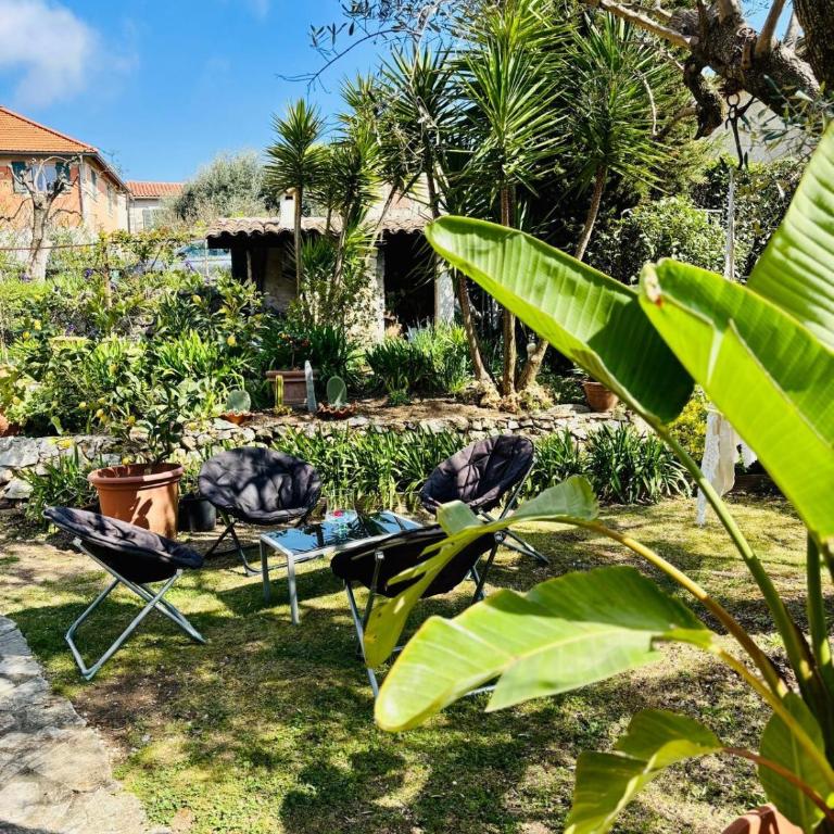 Charmante maison au calme - Piscine - Jardin - Parking - à 30min de Nice - Appartamento - 42