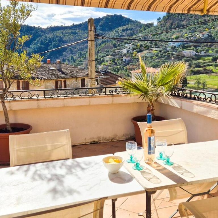 Charmante maison au calme - Piscine - Jardin - Parking - à 30min de Nice - Appartamento - 43