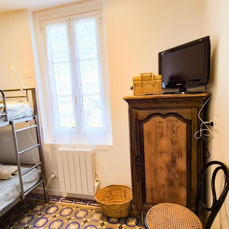 Charmante maison au calme - Piscine - Jardin - Parking - à 30min de Nice - Appartamento - 51