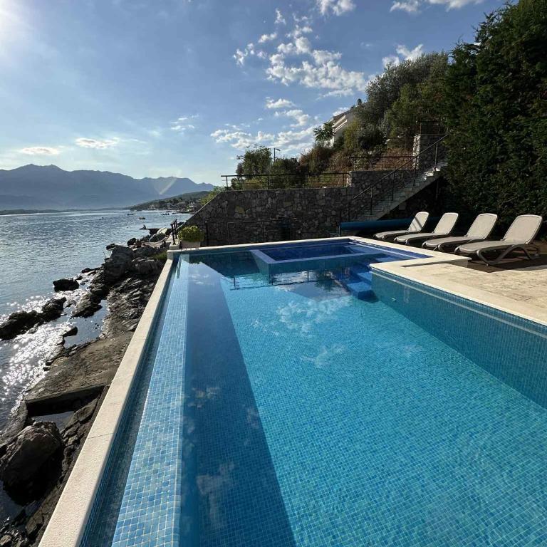 Villa Krasici Montenegro - Villa mit Meerblick - 4