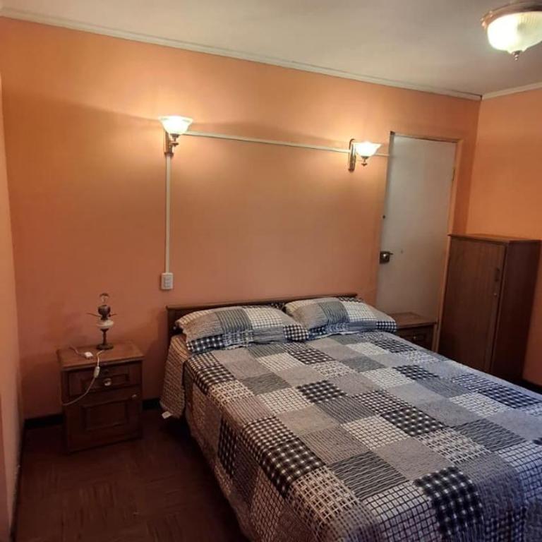 Hostal Vicuña - Double Room with Private Bathroom - 3