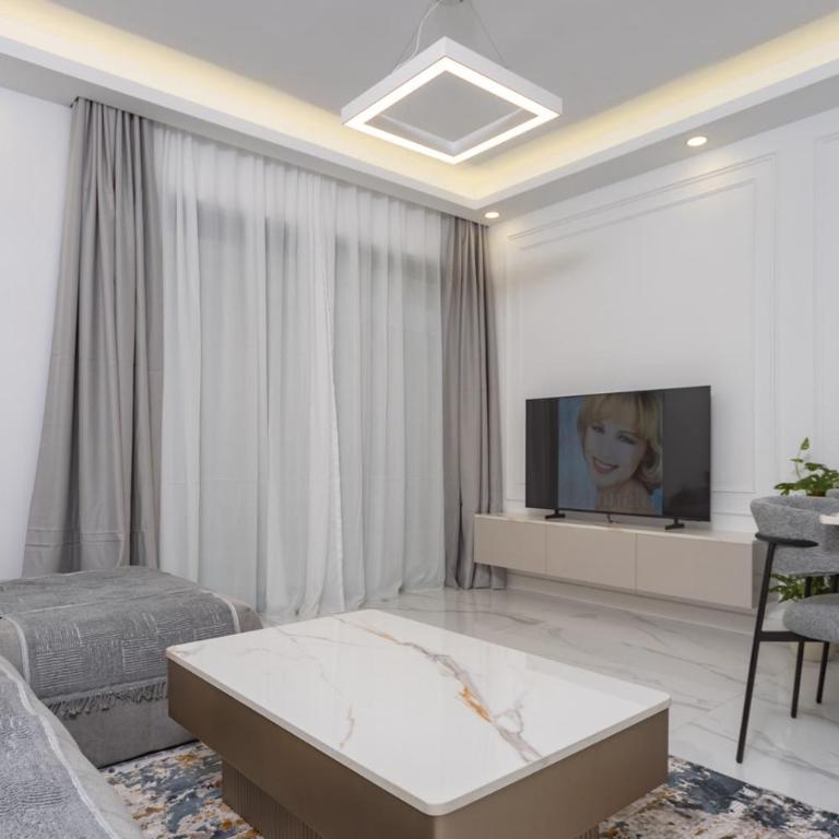 Lana apartment Rafailovići, Budva-100m beach& garage - One-Bedroom Apartment - 8