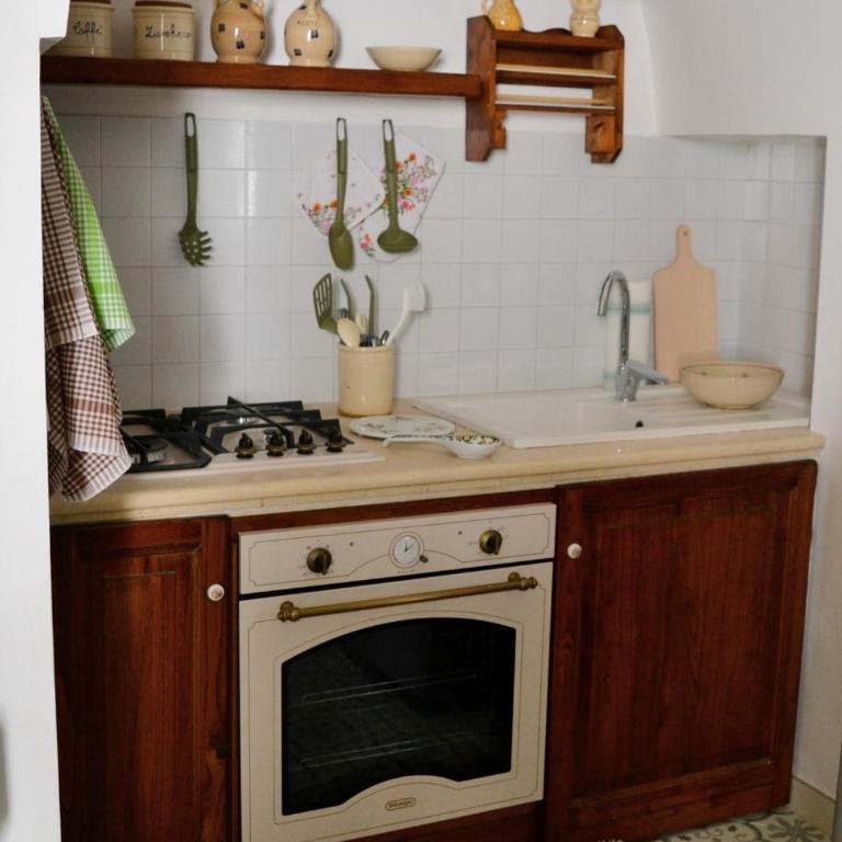 La Scalinata - Two-Bedroom House - 25
