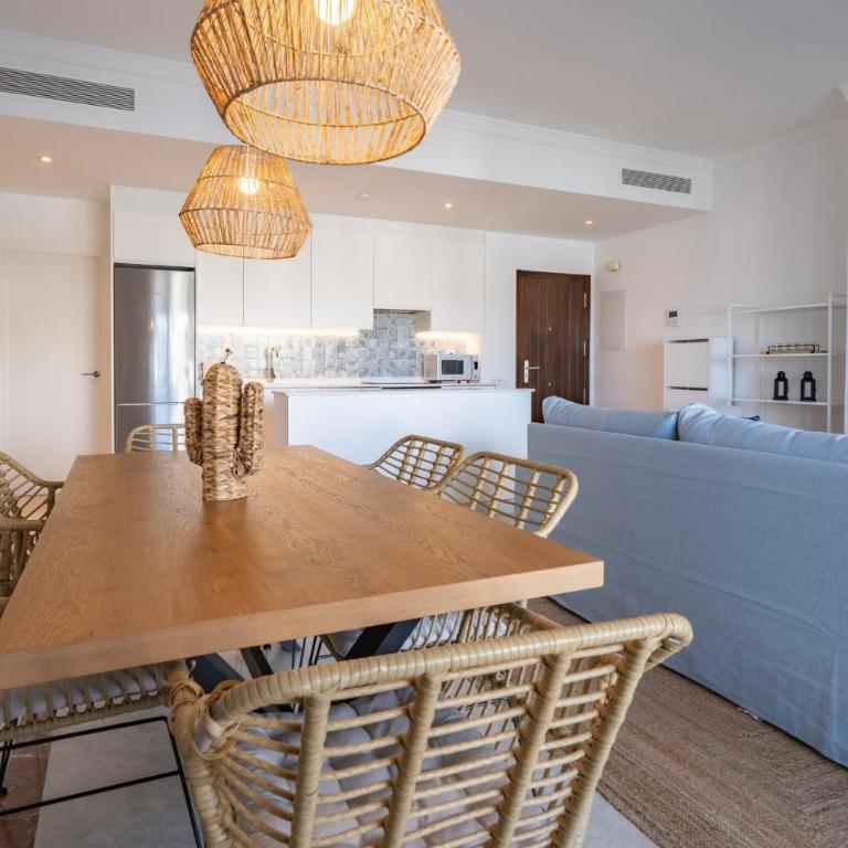 Modern Luxurious 3-Bedroom Residence with Resort Amenities - Apartamento - 5