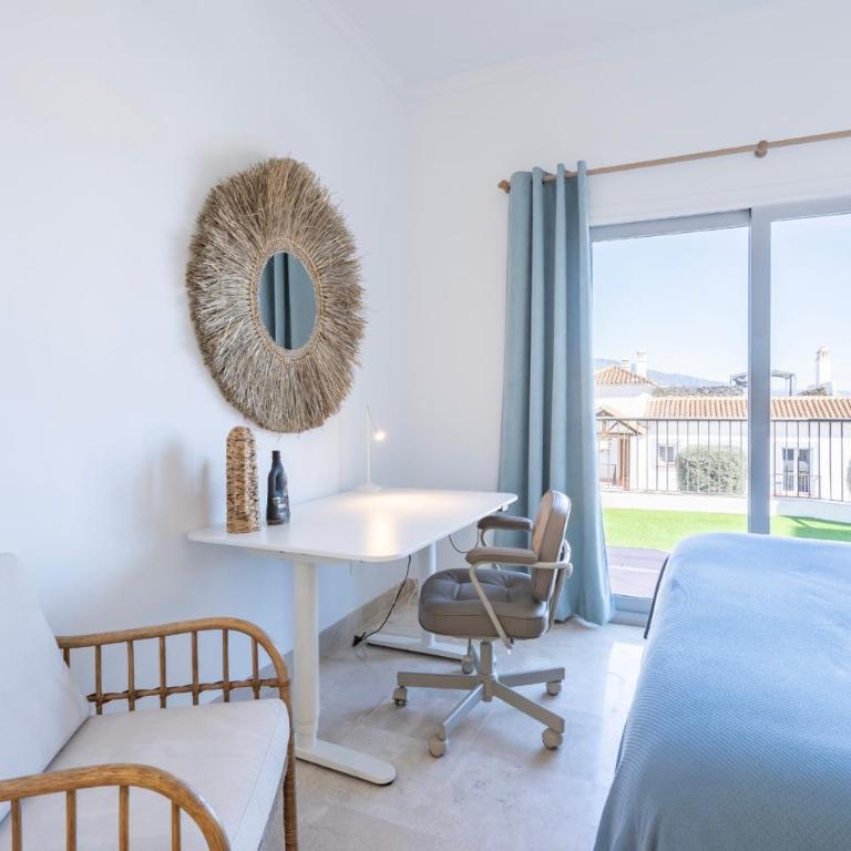 Modern Luxurious 3-Bedroom Residence with Resort Amenities - Apartamento - 11