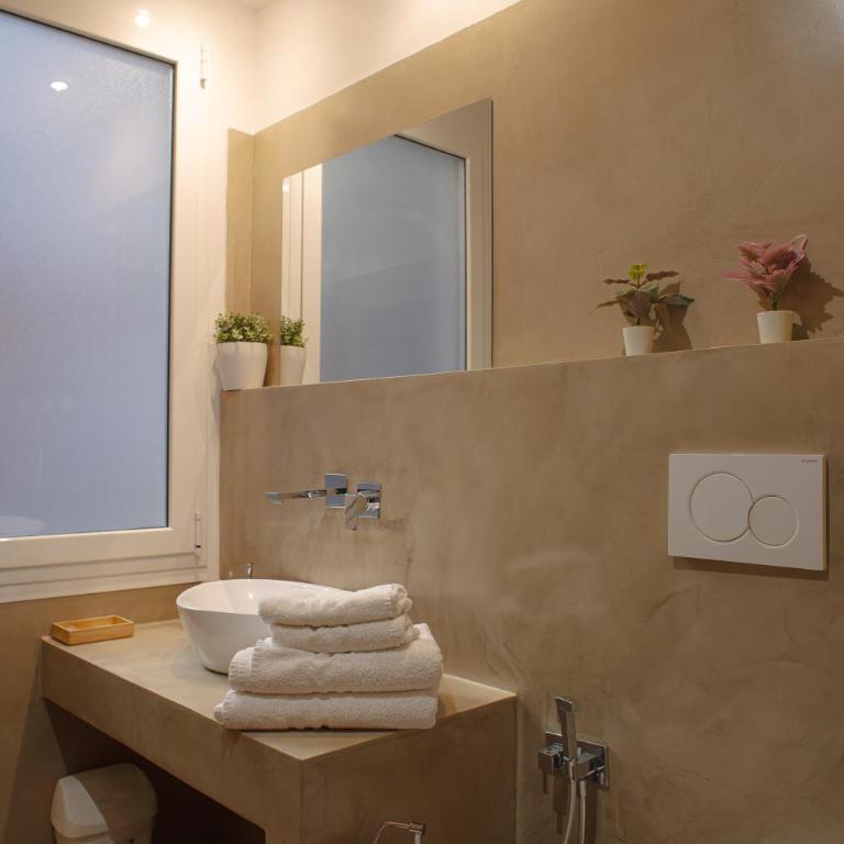 Musa Rooms Roma - Camera Matrimoniale con Bagno Privato - 9