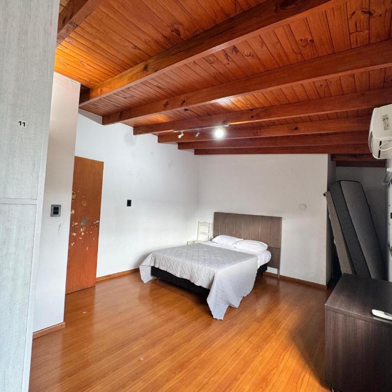 City Bell La plata Casa con pileta 13 personas - Room #1585862301 - 12