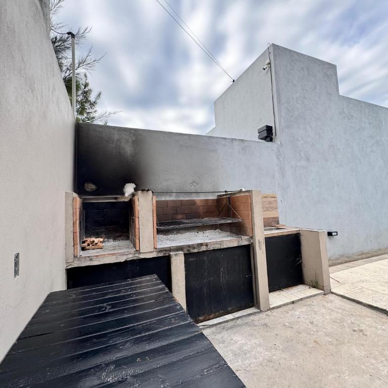 City Bell La plata Casa con pileta 13 personas - Room #1585862301 - 33