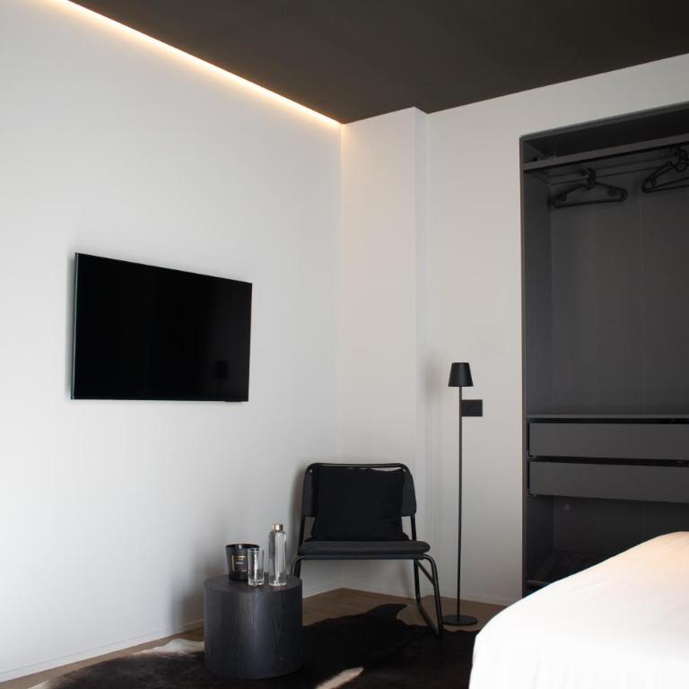 Ohayo Loft - One-Bedroom Apartment - 46
