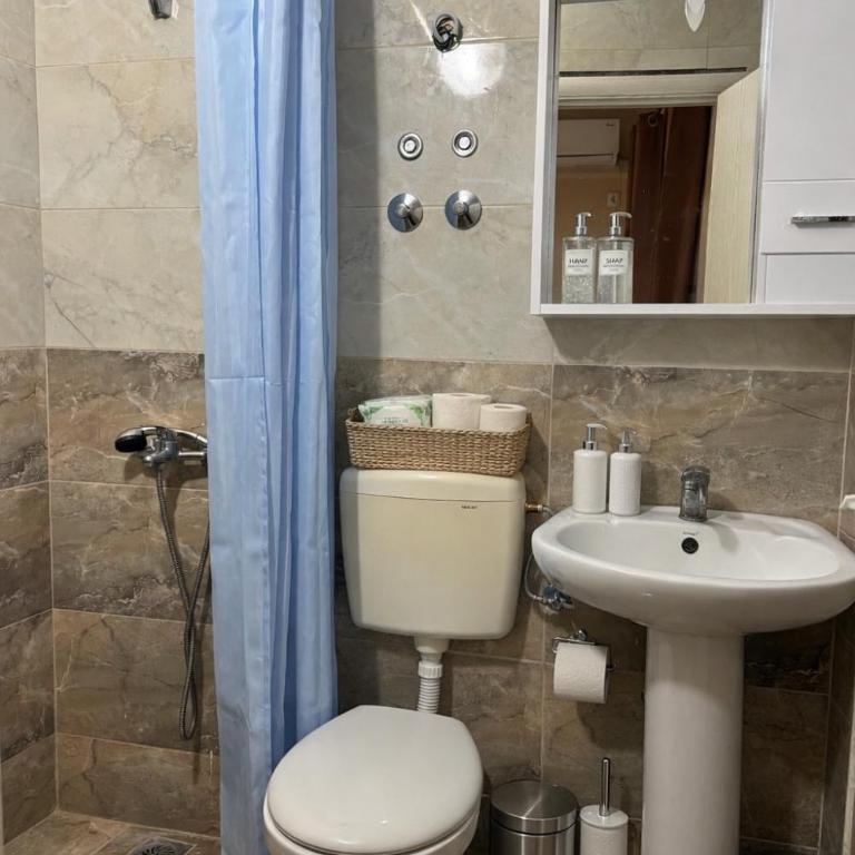 Belmare - Room #1585869401 - 3