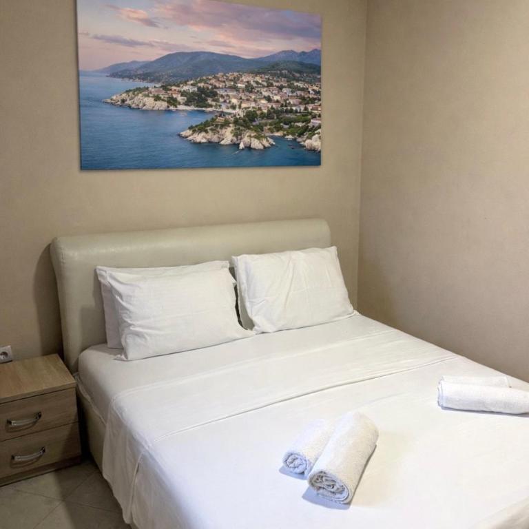 Belmare - Room #1585869401 - 4