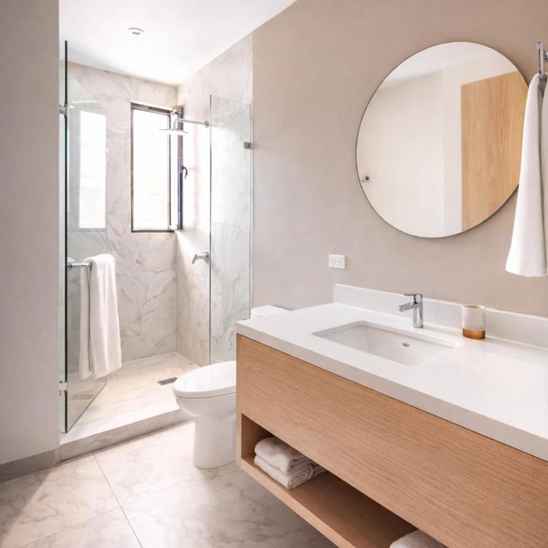 Rooftop Escape • Walk to Beach • Luxury Suite - Apartamento - 14