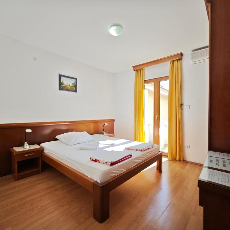 Villa Krivokapić Budva - Apartman sa 2 Spavaće Sobe - 3