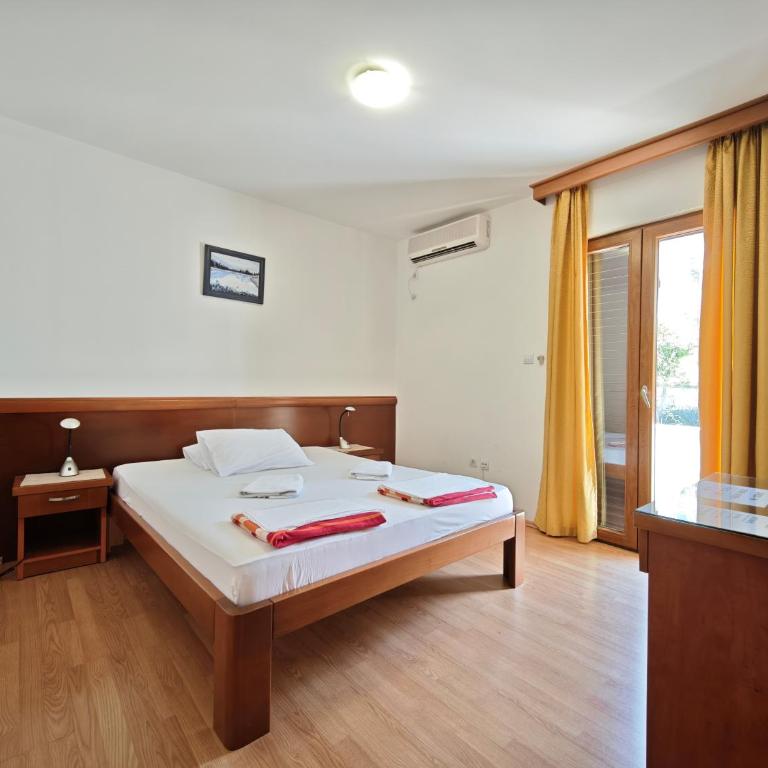 Villa Krivokapić Budva - Apartman sa 2 Spavaće Sobe - 7