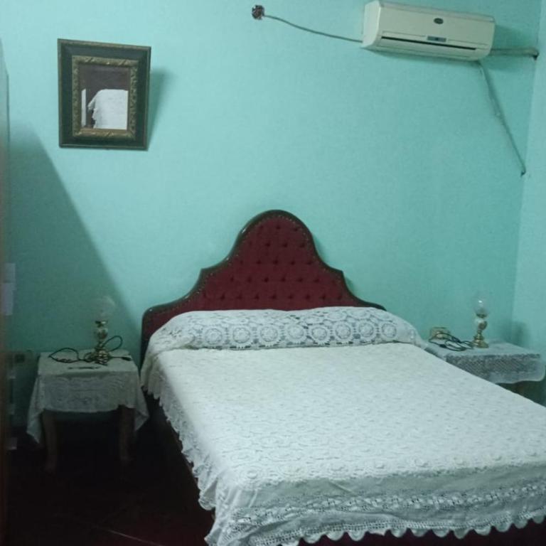 Casa Privada con Pileta, quincho y Parking Gratis en Altos - Three-Bedroom House - 9