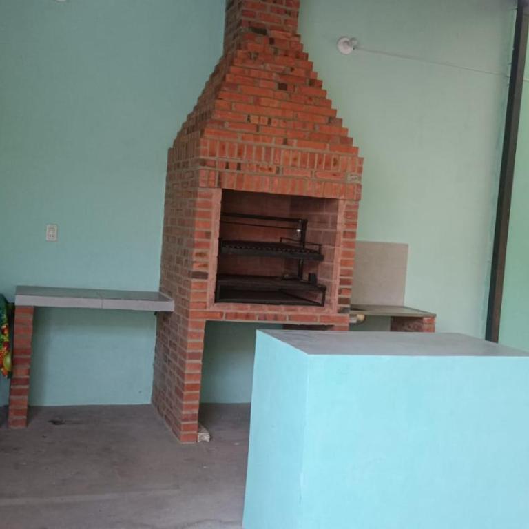 Casa Privada con Pileta, quincho y Parking Gratis en Altos - Three-Bedroom House - 15