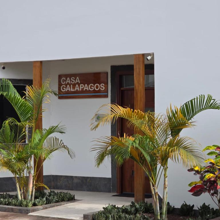 CASA GALAPAGOS by Hostal Fragata - Double Room with Private Bathroom - 2