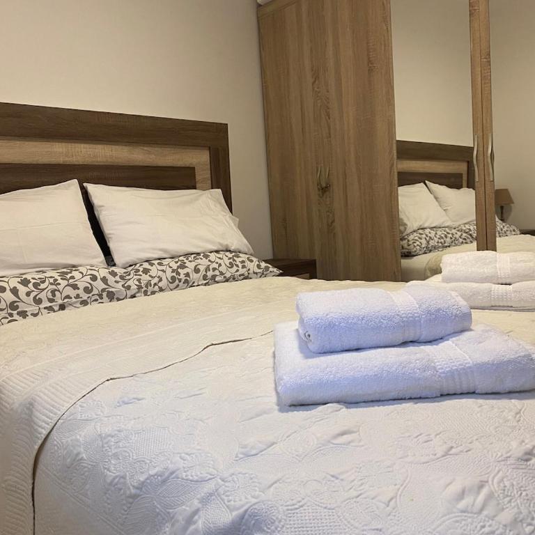 Maralva Apartamento - Apartamento Estándar de 3 dormitorios - 77