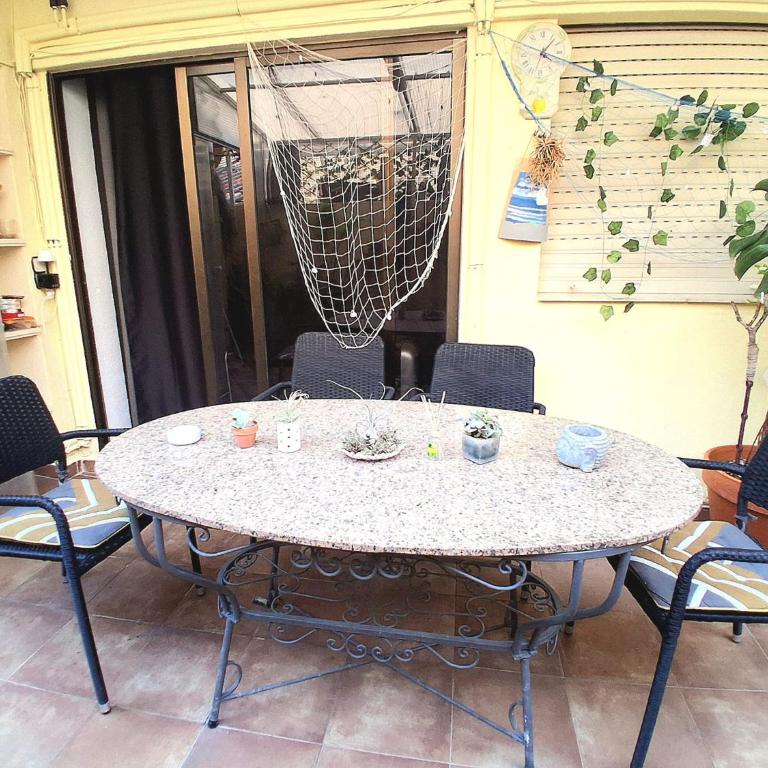 OASIS EPÍFITO URBANO Botanical Wellness Oasis near City of Arts & Sciencies - Standard Double Room with Shared Bathroom - 19
