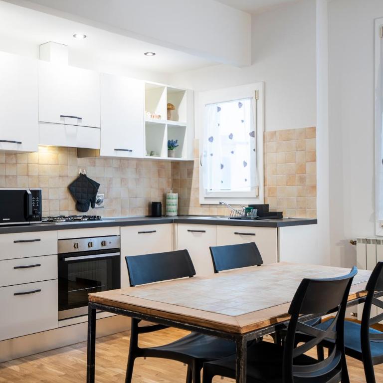 2br historic center, perfect for visiting Florence - Appartamento con 2 Camere da Letto - 8