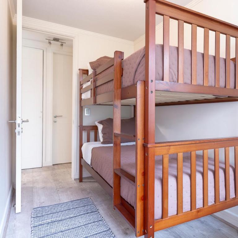 Apartamento a pasos del Parque Arauco con piscina en Las Condes - Aire acondicionado - Two-Bedroom Apartment with Balcony and Terrace - 36