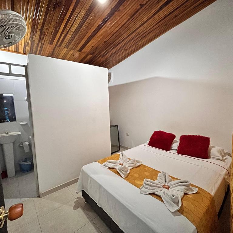 Casa Hotel Diana Luz - Room #1268758111 - 1