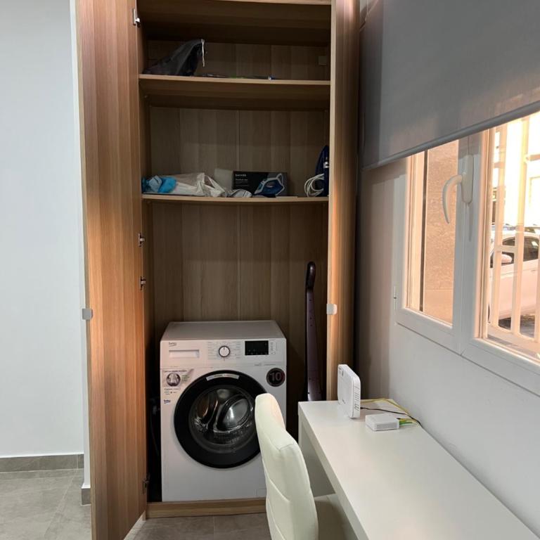 Chamberí Loft Madrid - One-Bedroom Apartment - 9