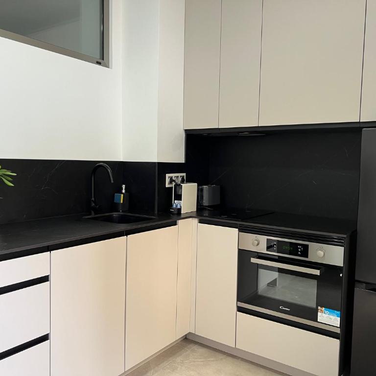 Chamberí Loft Madrid - One-Bedroom Apartment - 8