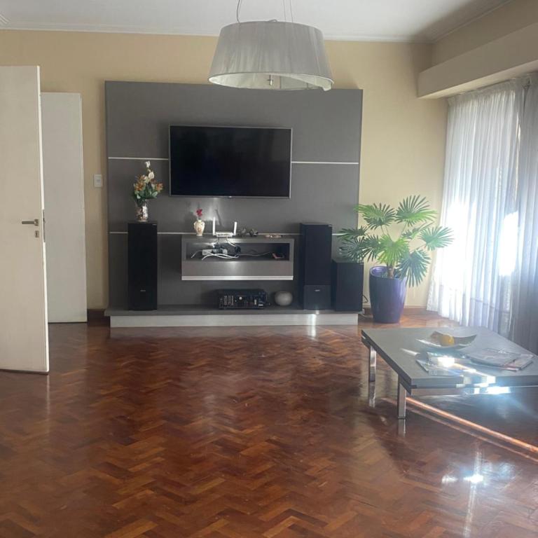 Departamento entero Av Colón al 500 Córdoba Capital Argentina - Apartamento de 2 dormitorios - 2