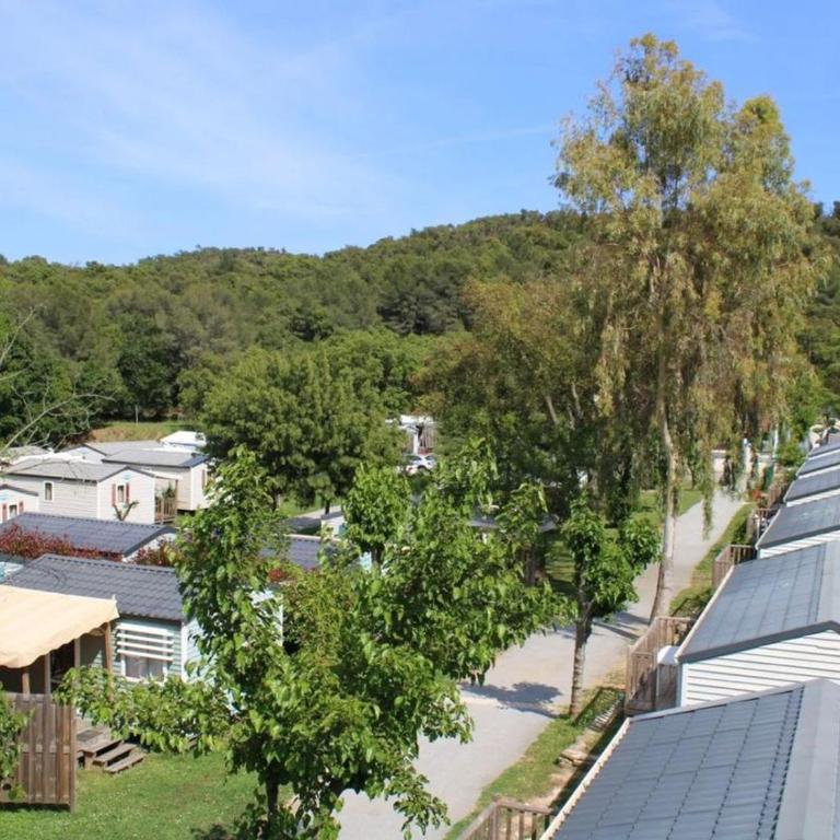 Mobil home confortable avec terrasse à Bormes-les-Mimosas - API-1-52-332 - Casa Mobile - 16