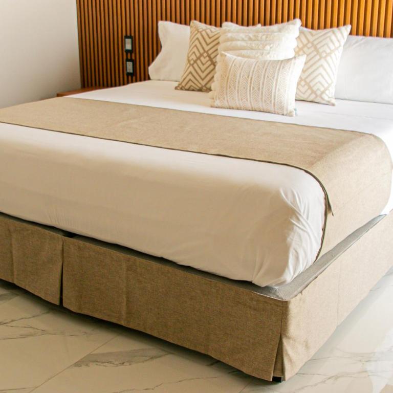 Hotel JVD Inn - Tonalá Centro GDL - Habitación Deluxe con cama extragrande - 5