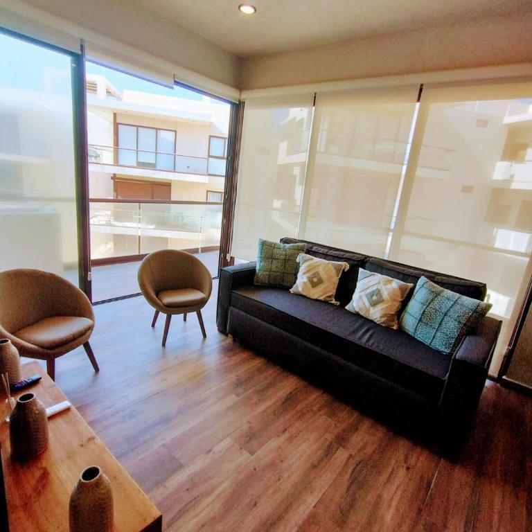 Beachfront apartment with private Jacuzzi - Apartamento de 2 dormitorios con balcón y vistas al mar - 5