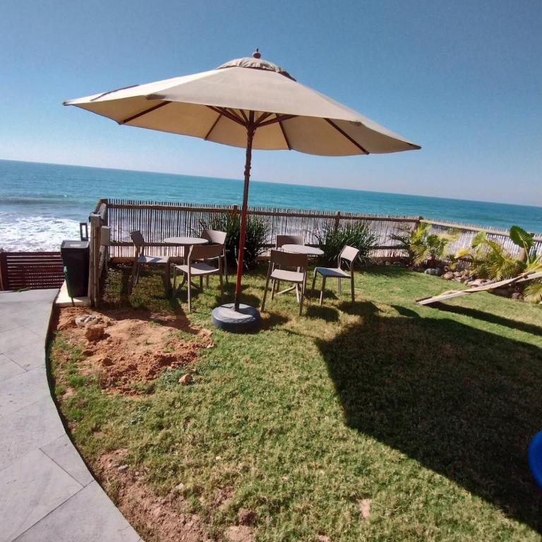 Beachfront apartment with private Jacuzzi - Apartamento de 2 dormitorios con balcón y vistas al mar - 34