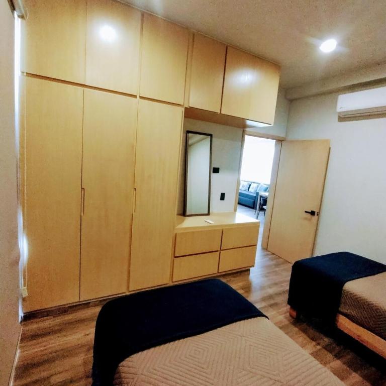 Beachfront apartment with private Jacuzzi - Apartamento de 2 dormitorios con balcón y vistas al mar - 64
