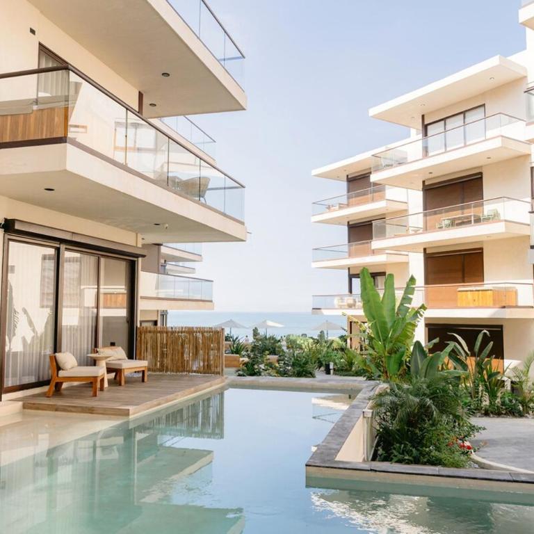 Beachfront apartment with private Jacuzzi - Apartamento de 2 dormitorios con balcón y vistas al mar - 97