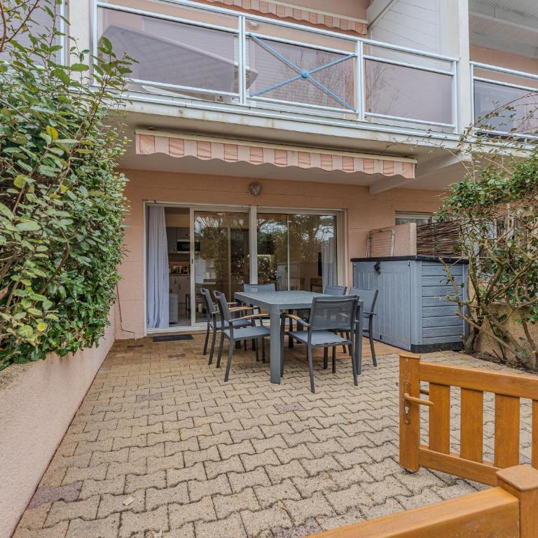 Appartement T2 refait à neuf - 4 pers - Terrasse Ouest - Proche centre - Chiens OK - FR-1-521-237 - Apartment - 6