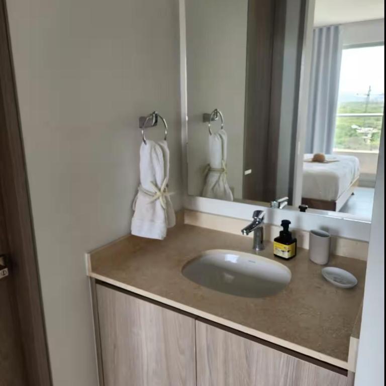 Apartamento moderno con vista al mar, playa y piscinas en Santa Marta - Apartamento de 1 dormitorio - 30